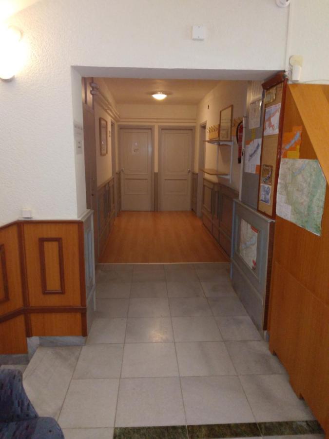 Francoise Szallo Balatonlelle Extérieur photo
