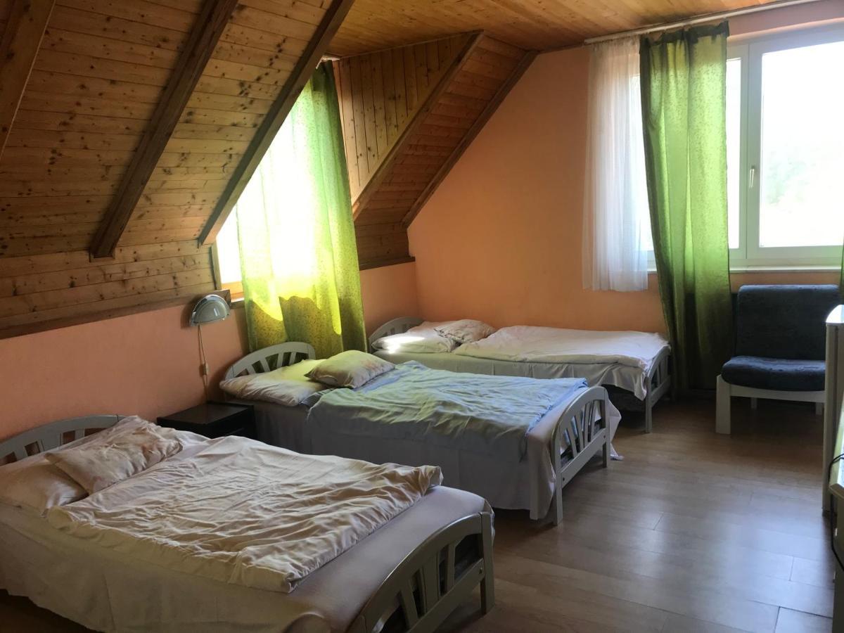 Francoise Szallo Balatonlelle Extérieur photo
